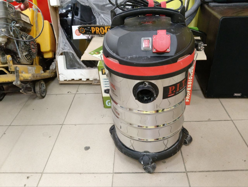 Промышленный пылесос P.I.T. Tank 30L